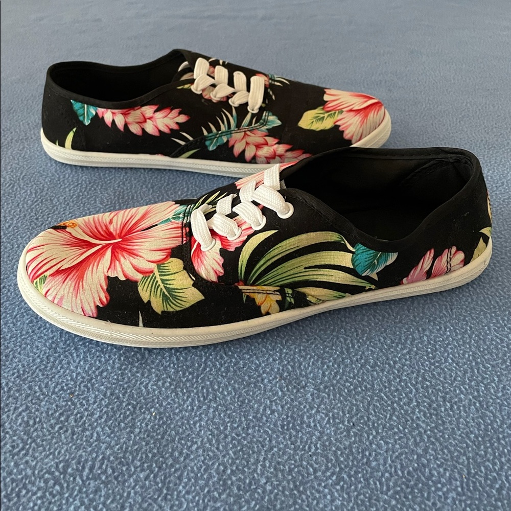 Floral print sneakers - Picture 5 of 8